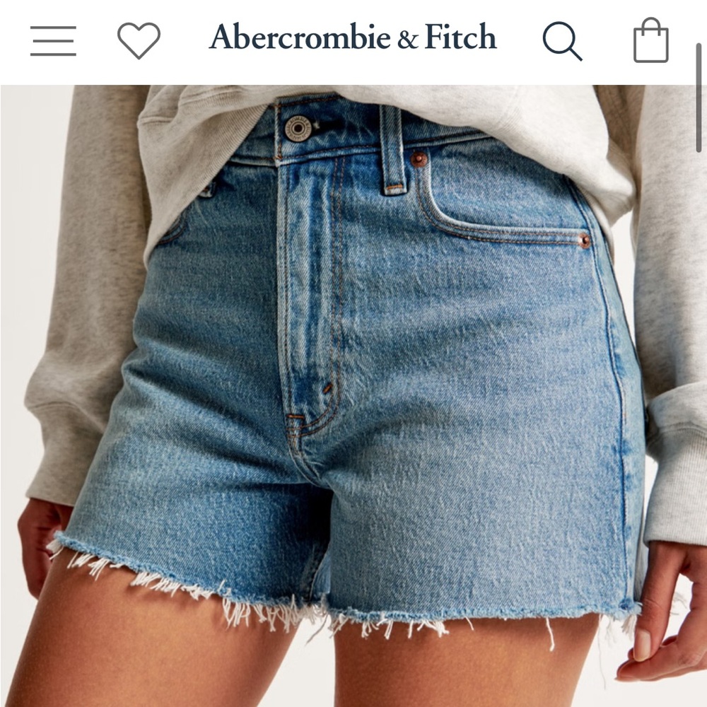 NWT Abercrombie 90s Cutoff Relaxed Shorts High Rise size 36/22